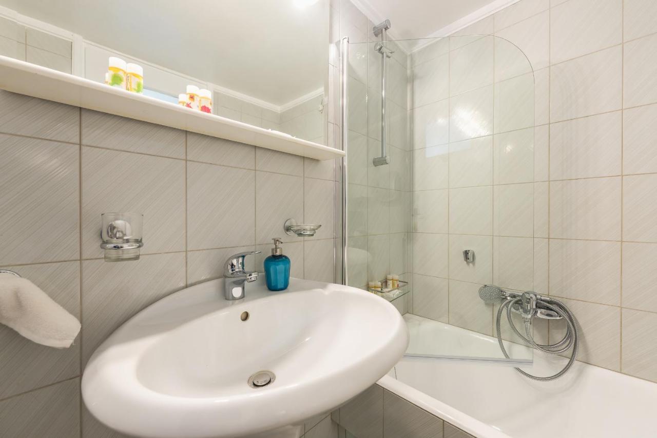 Cozy And Fresh Apt Close To Metro Atina Dış mekan fotoğraf